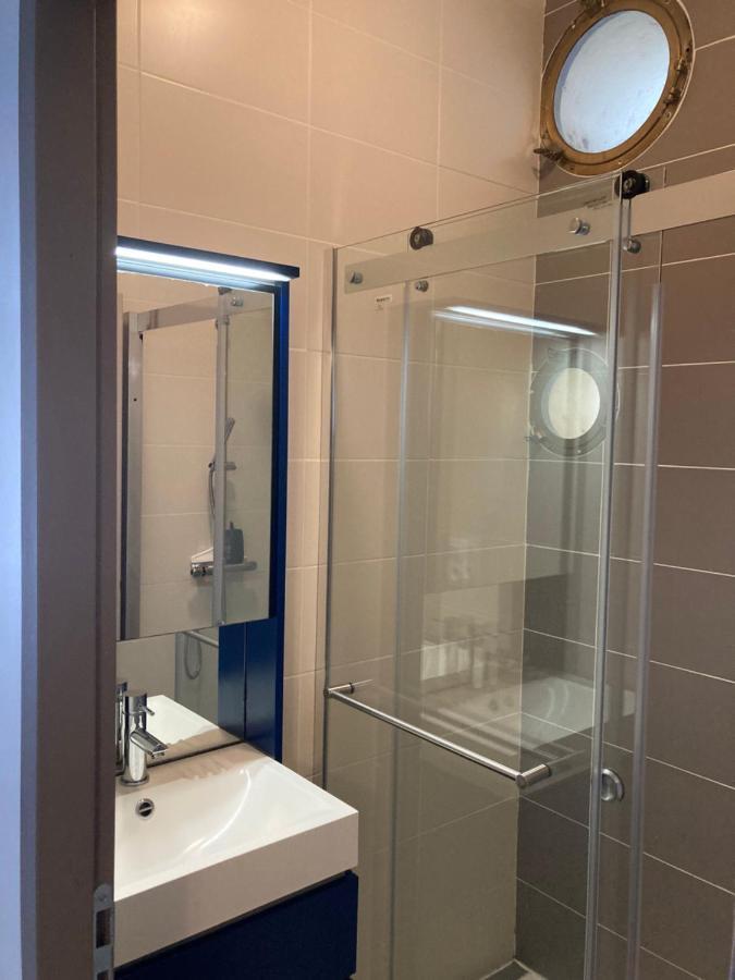 באז' Appartement Moderne, Vue Imprenable מראה חיצוני תמונה